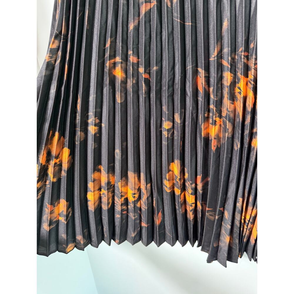 NWT $100 Banana Republic 8 Pleated Dark Floral MIDI Skirt Twee Career Old Money - Picture 3 of 8